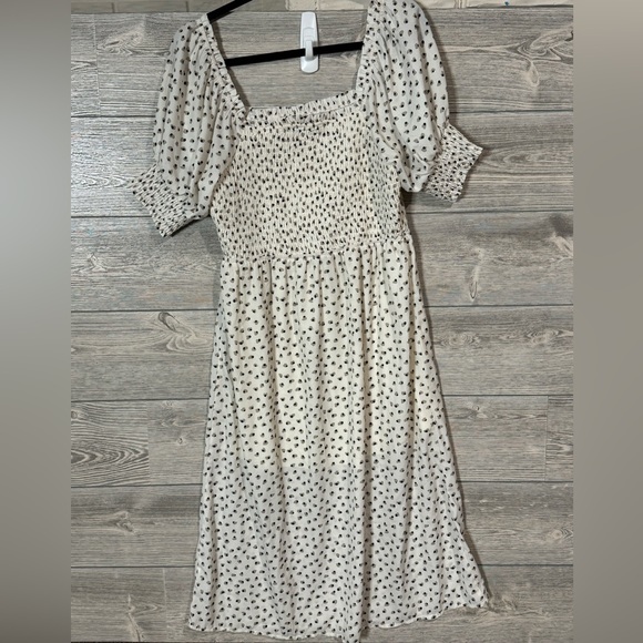 Very J Smocked bodice & sleeve long dress, Size Large, Ivory, Polka Dots - Picture 5 of 8